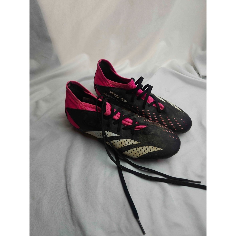 Adidas Predator Accuracy.3 FG Soccer Cleats Youth 5.5 Black Pink‎ Athletic Shoes